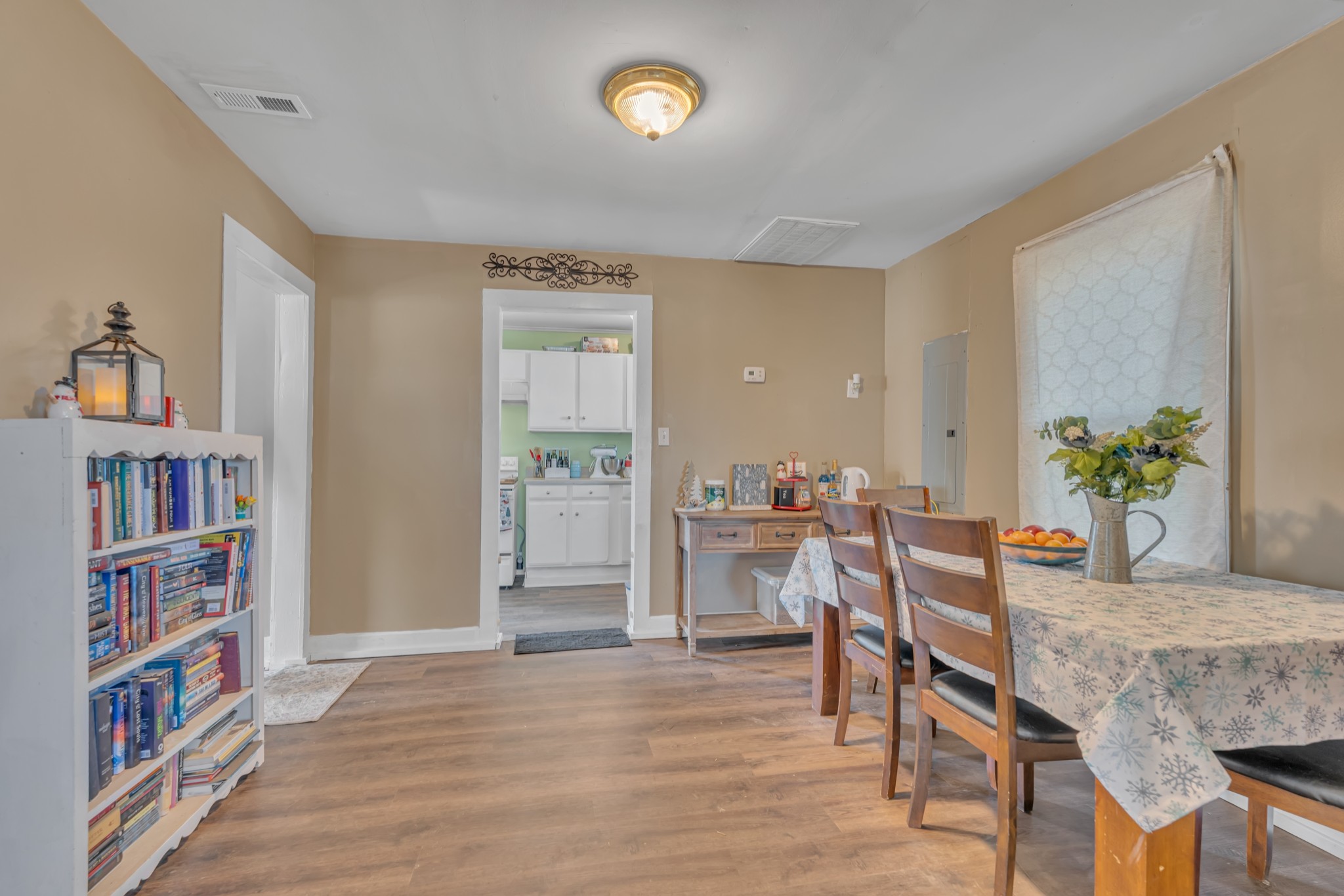 307 Red Road McMinnville, TN 37110 - Photo 10 of 30 Gallery Image 10