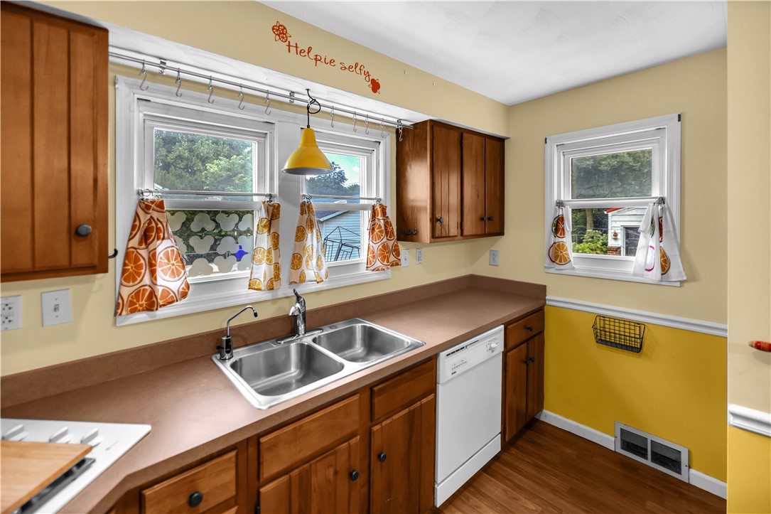 2335 West Forest Avenue Decatur, IL 62522 - Photo 9 of 30