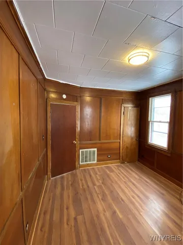 $1,050 | 235 High Street, Buffalo, NY 14204