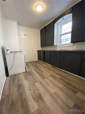 $1,050 | 235 High Street, Buffalo, NY 14204