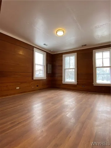 $1,050 | 235 High Street, Buffalo, NY 14204