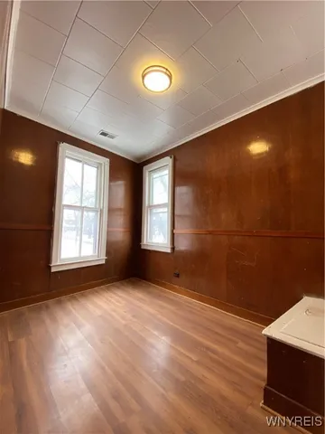 $1,050 | 235 High Street, Buffalo, NY 14204