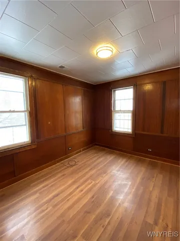 $1,050 | 235 High Street, Buffalo, NY 14204