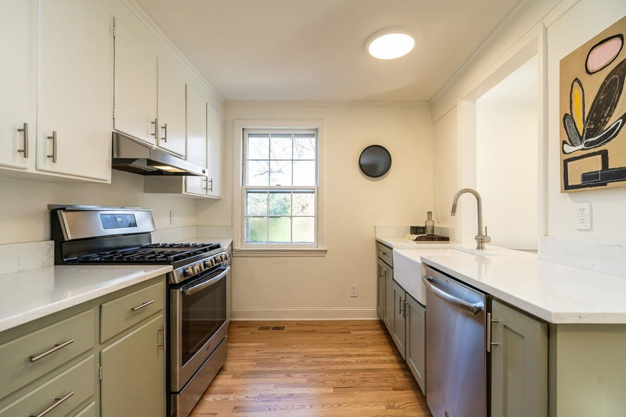 408 North King Charles Road Raleigh, NC 27610 - Photo 7 of 26 Photo 7