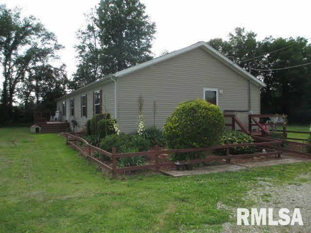 11630 Pebble Road Mount Vernon, IL 62864 - Photo 11 of 50 Gallery Image 11