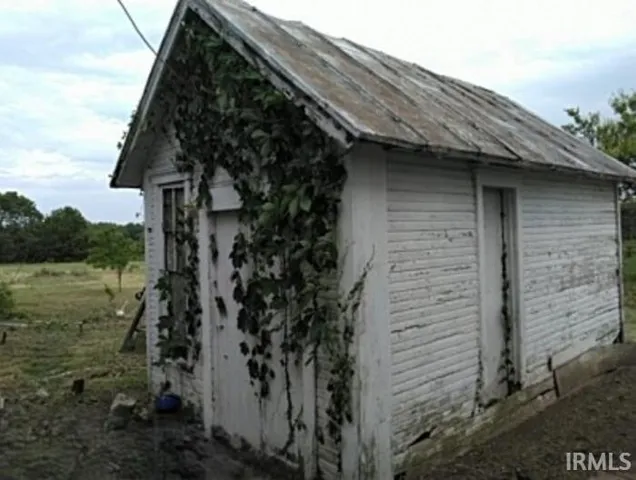 $72,500 | 6213 South 594 West, Warren, IN 46792