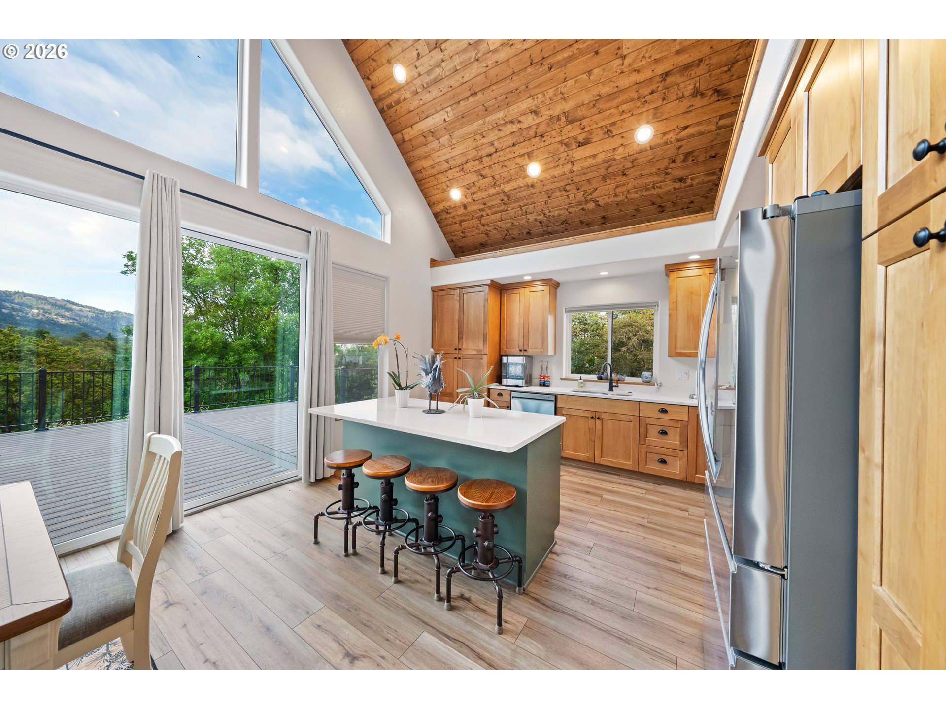 3716 Weaver Road Riddle, OR 97469 - Photo 10 of 48 Kitchen
