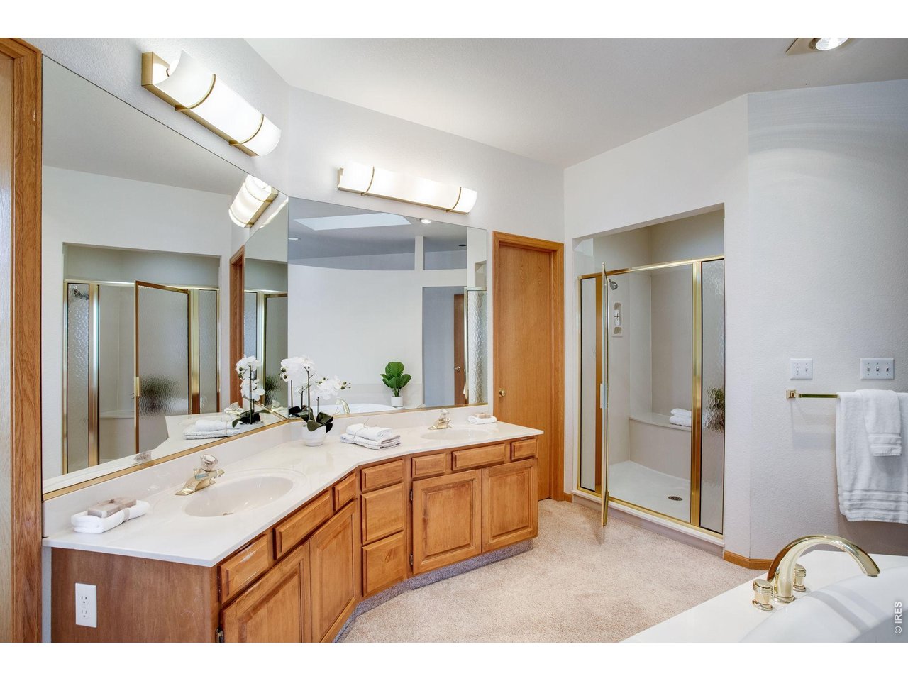 6230 Eagle Ridge Court Fort Collins, CO 80525 - Photo 41 of 50 Primary Bath with Huge Walk in Shower
