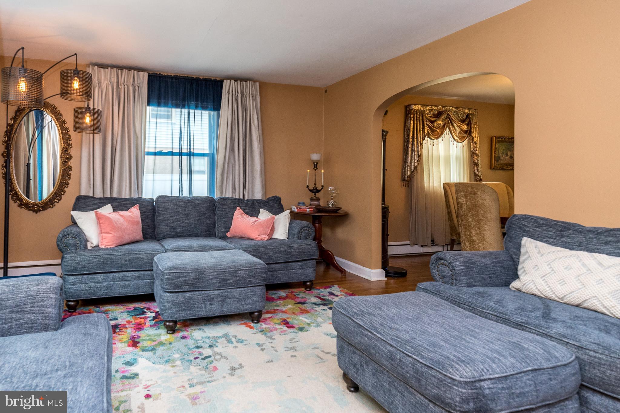 1122 Burmont Road Drexel Hill, PA 19026 - Photo 14 of 53 Living Room