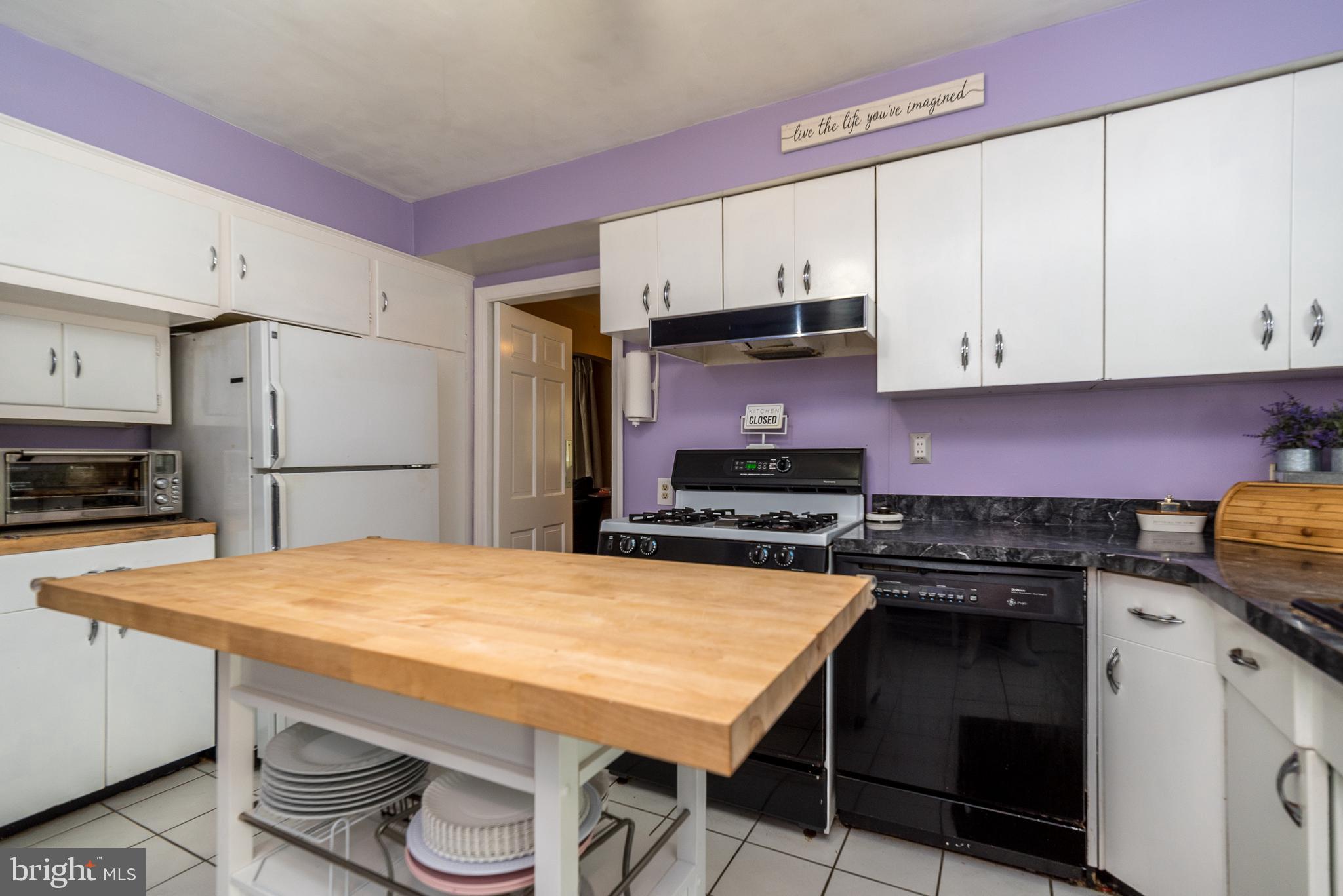 1122 Burmont Road Drexel Hill, PA 19026 - Photo 18 of 53 Kitchen