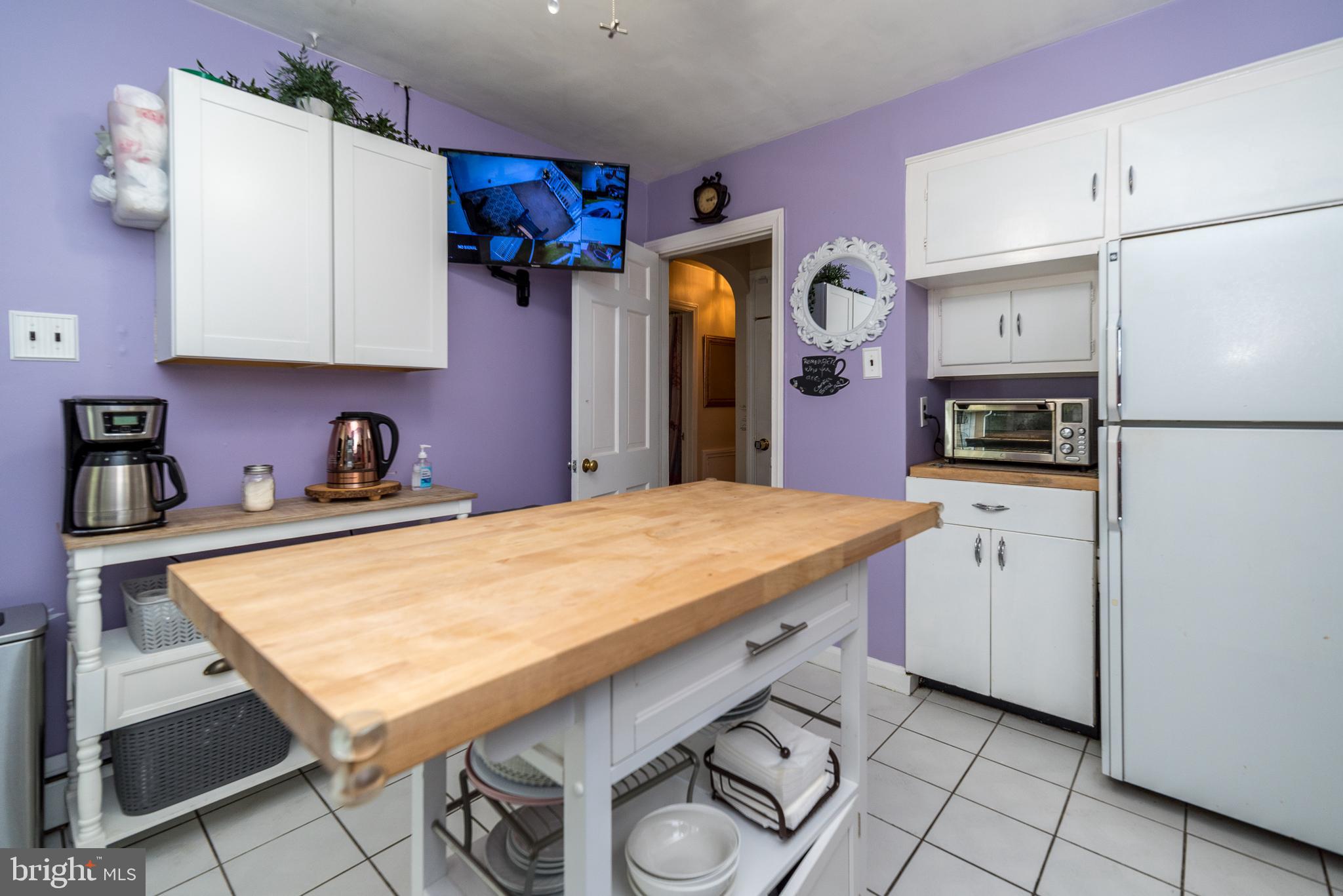 1122 Burmont Road Drexel Hill, PA 19026 - Photo 19 of 53 Kitchen