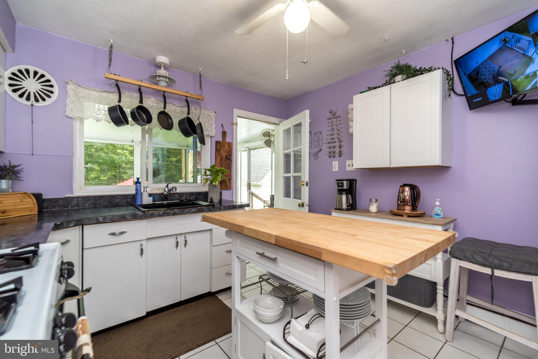 1122 Burmont Road Drexel Hill, PA 19026 - Photo 20 of 53 Kitchen