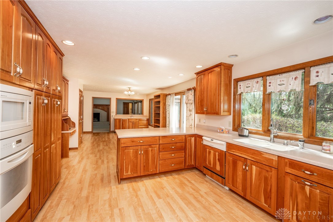 8531 Eagle Ridge Springboro, OH 45066 - Photo 20 of 78 Gallery Image 20
