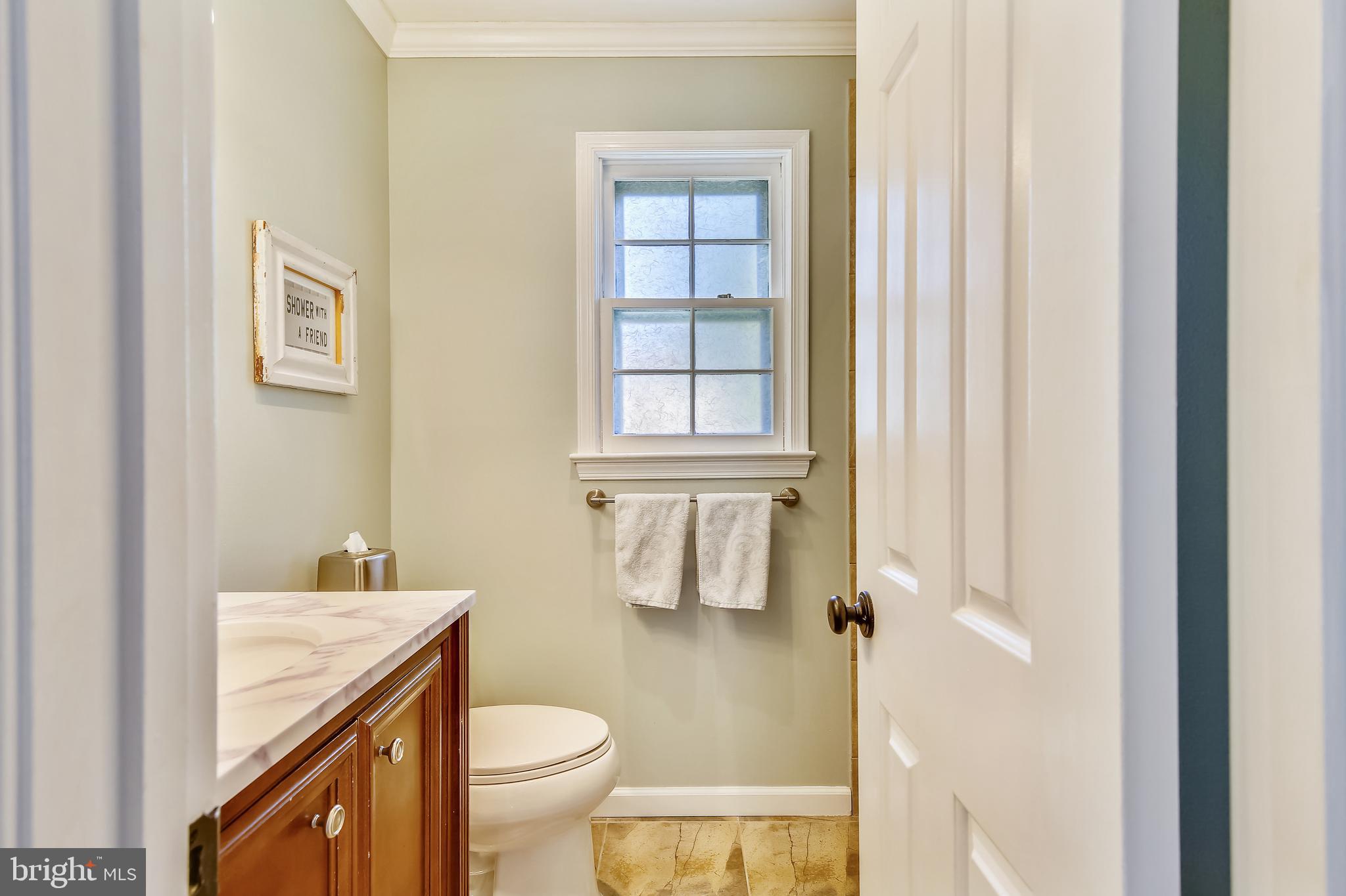 11693 Stockbridge Lane Reston, VA 20194 - Photo 27 of 59 Master Bath