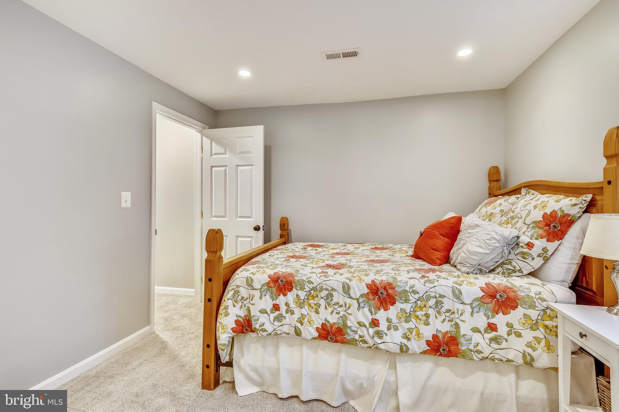 11693 Stockbridge Lane Reston, VA 20194 - Photo 50 of 59 Bedroom 4