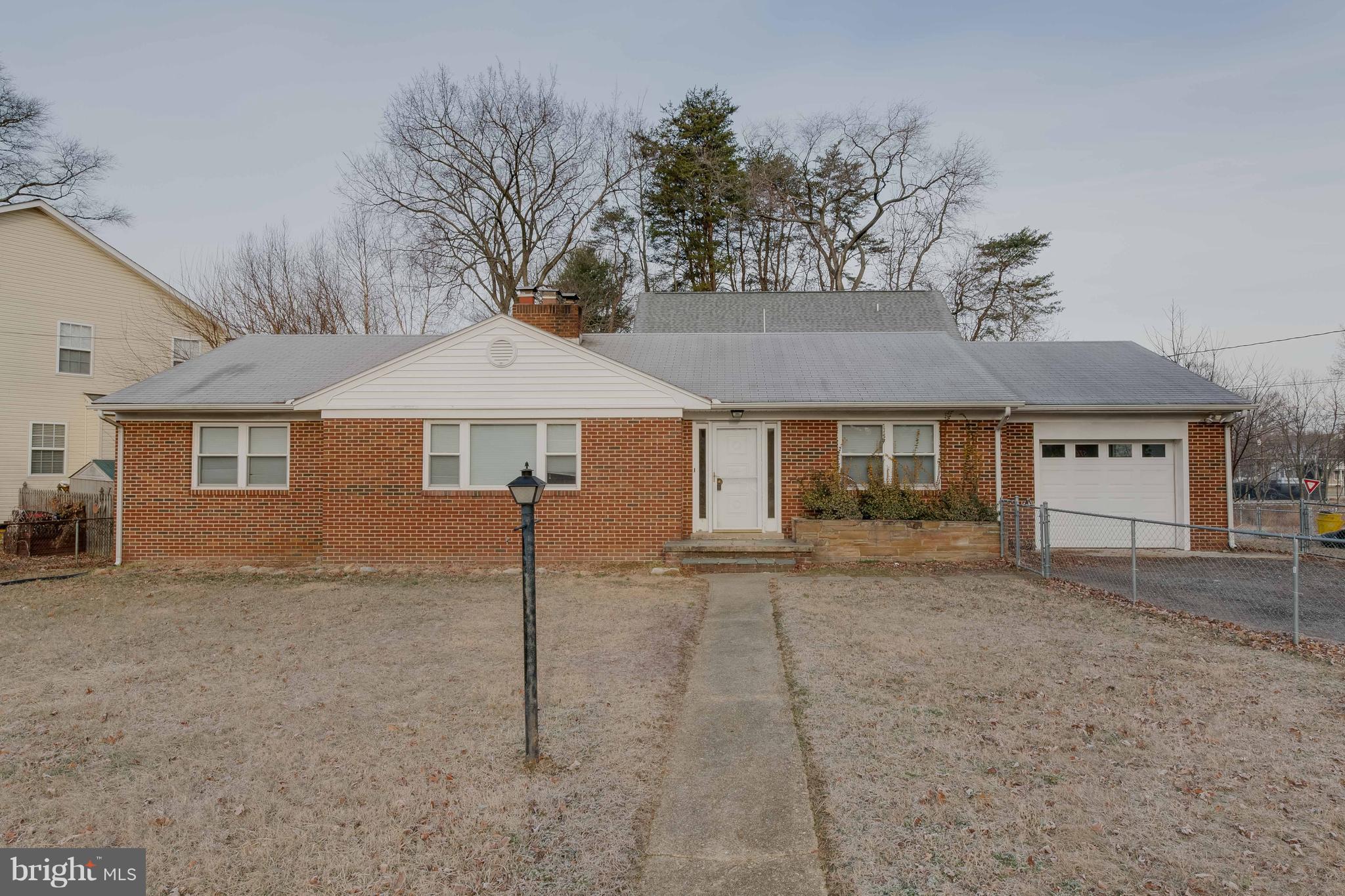 600 Londontown Road Edgewater, MD 21037 - Photo 2 of 29 Exterior (Front)