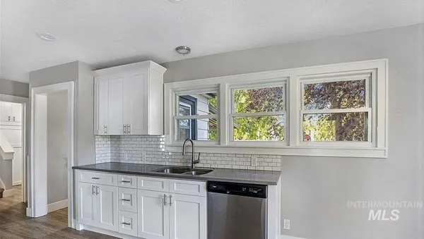 $569,000 | 291 Lincoln Street, Twin Falls, ID 83301