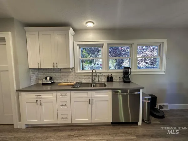 $569,000 | 291 Lincoln Street, Twin Falls, ID 83301