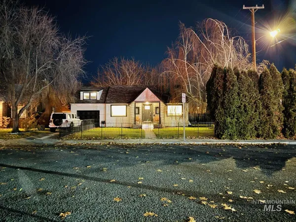 $569,000 | 291 Lincoln Street, Twin Falls, ID 83301