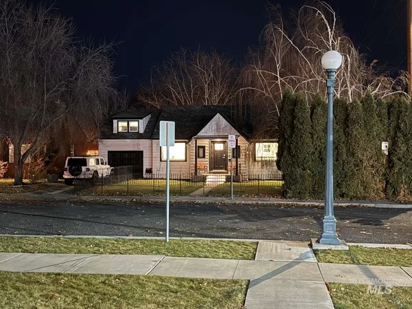 $569,000 | 291 Lincoln Street, Twin Falls, ID 83301