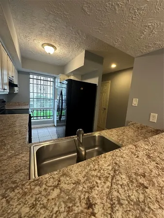 $1,580 | 8636 Village Of Fondren, Unit 8636, Houston, TX 77071