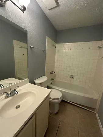 $1,580 | 8636 Village Of Fondren, Unit 8636, Houston, TX 77071