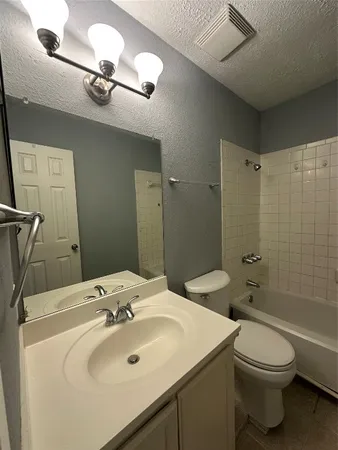 $1,580 | 8636 Village Of Fondren, Unit 8636, Houston, TX 77071