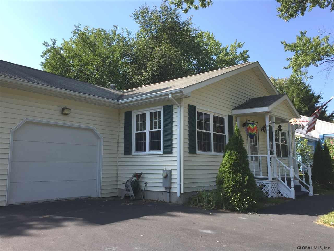 79 Montray Road Queensbury, NY 12804 - Photo 5 of 15 Photo 5