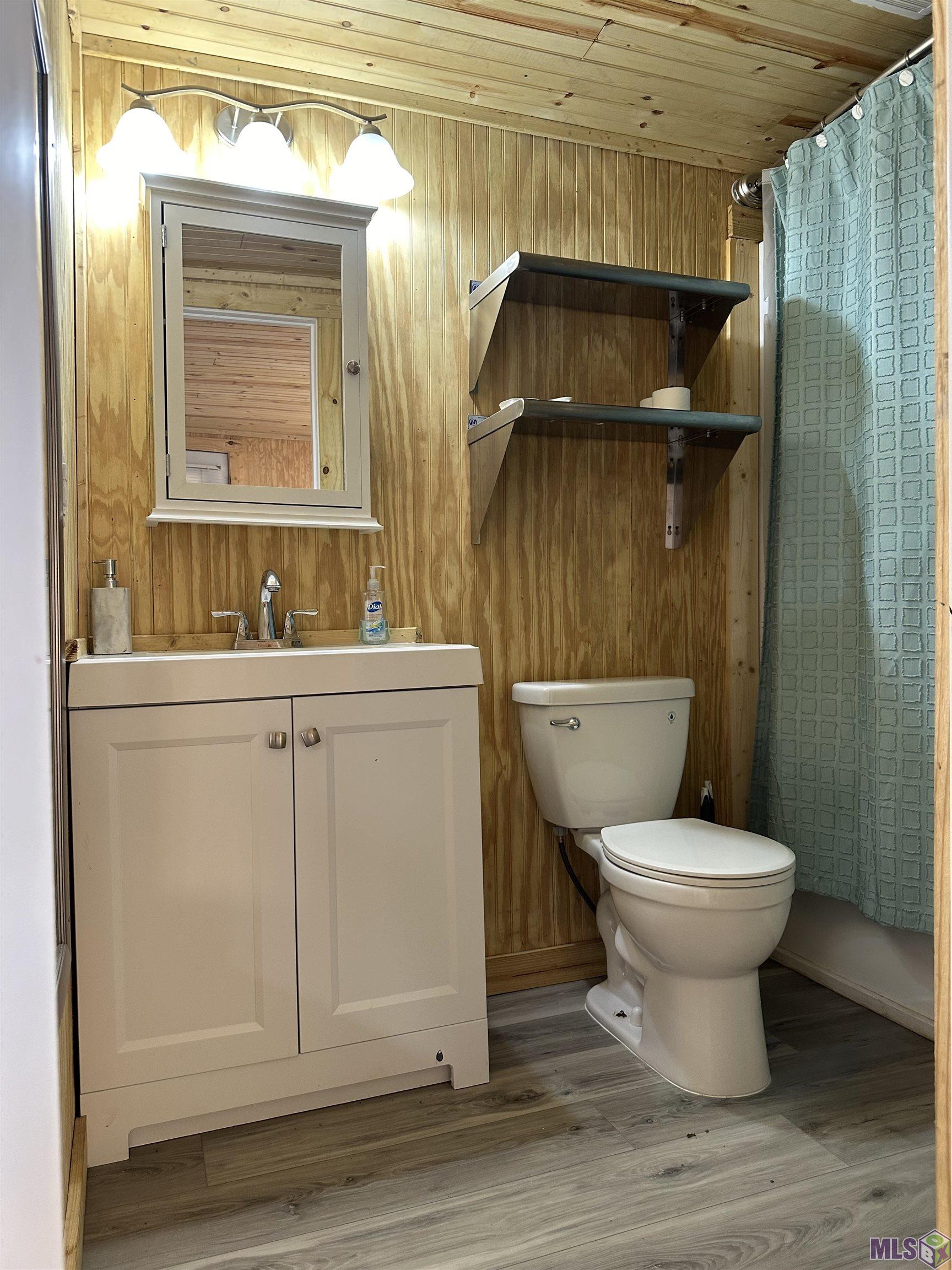 1058 Four Point Road Dulac, LA 70353 - Photo 11 of 19