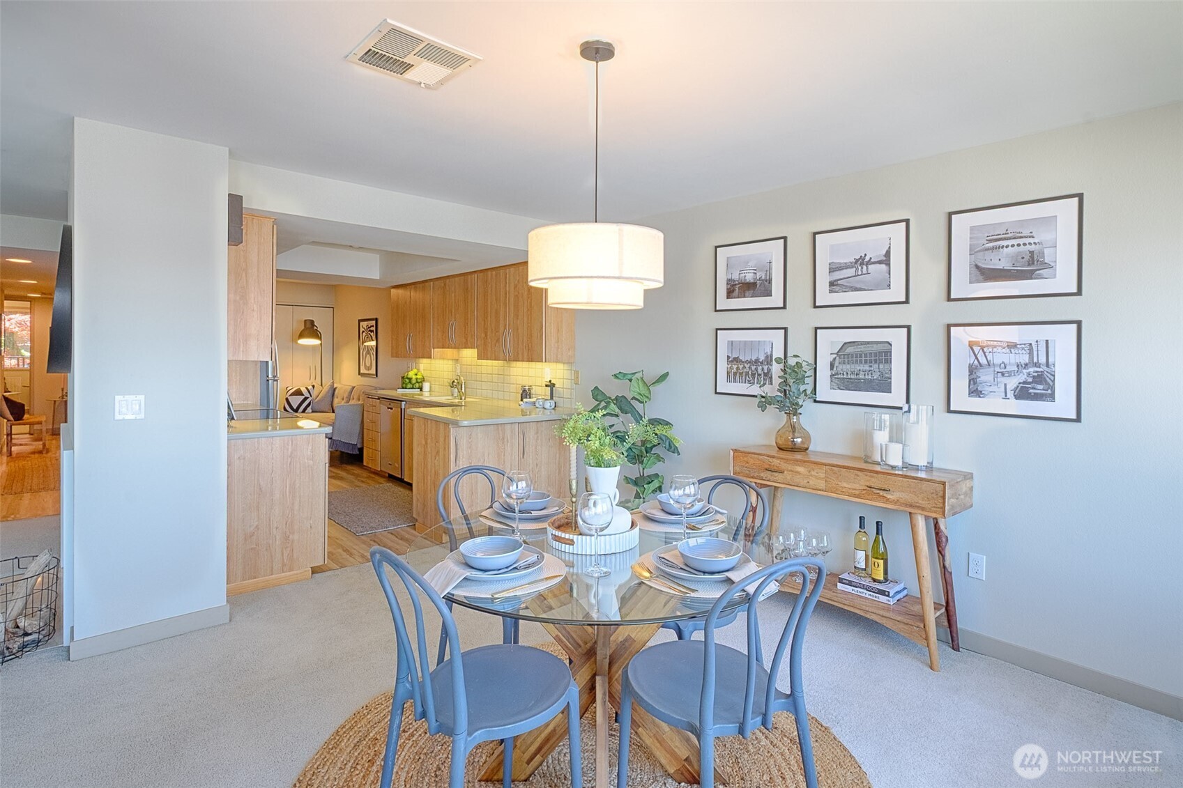 3100 West Commodore Way, Unit 307 Seattle, WA 98199 - Photo 16 of 40 Gallery Image 16