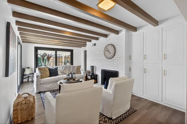 $949,000 | 2910 Huntington Road, Sacramento, CA 95864