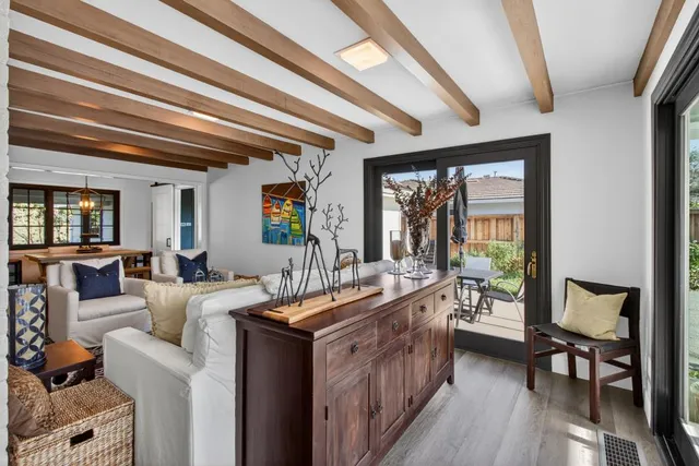 $949,000 | 2910 Huntington Road, Sacramento, CA 95864