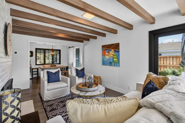 $949,000 | 2910 Huntington Road, Sacramento, CA 95864