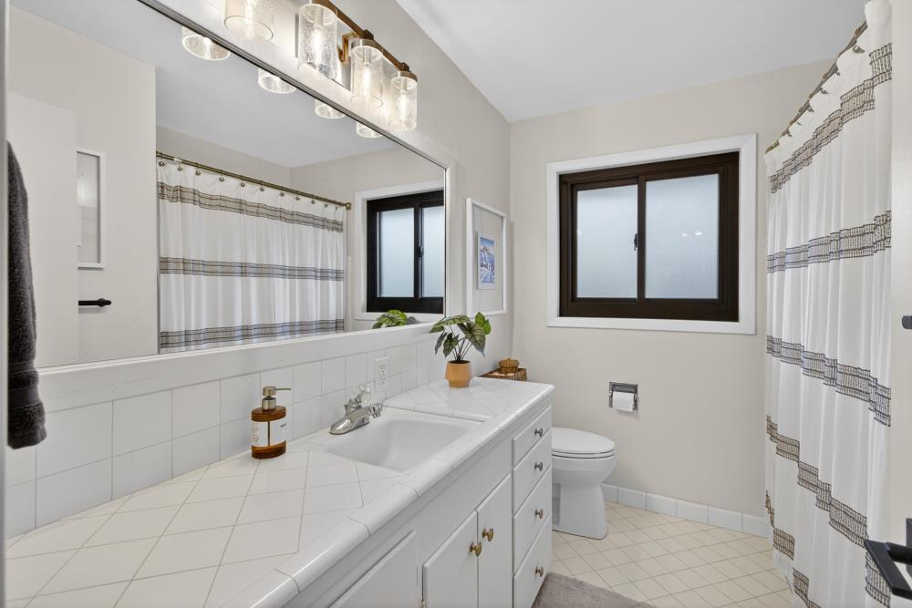 2910 Huntington Road Sacramento, CA 95864 - Photo 19 of 43