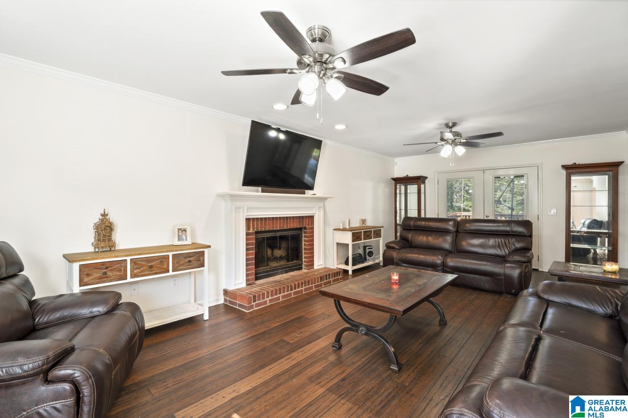 1217 Elm Drive Alabaster, AL 35007 - Photo 2 of 35