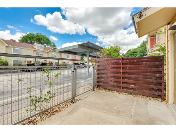 a view of a garage