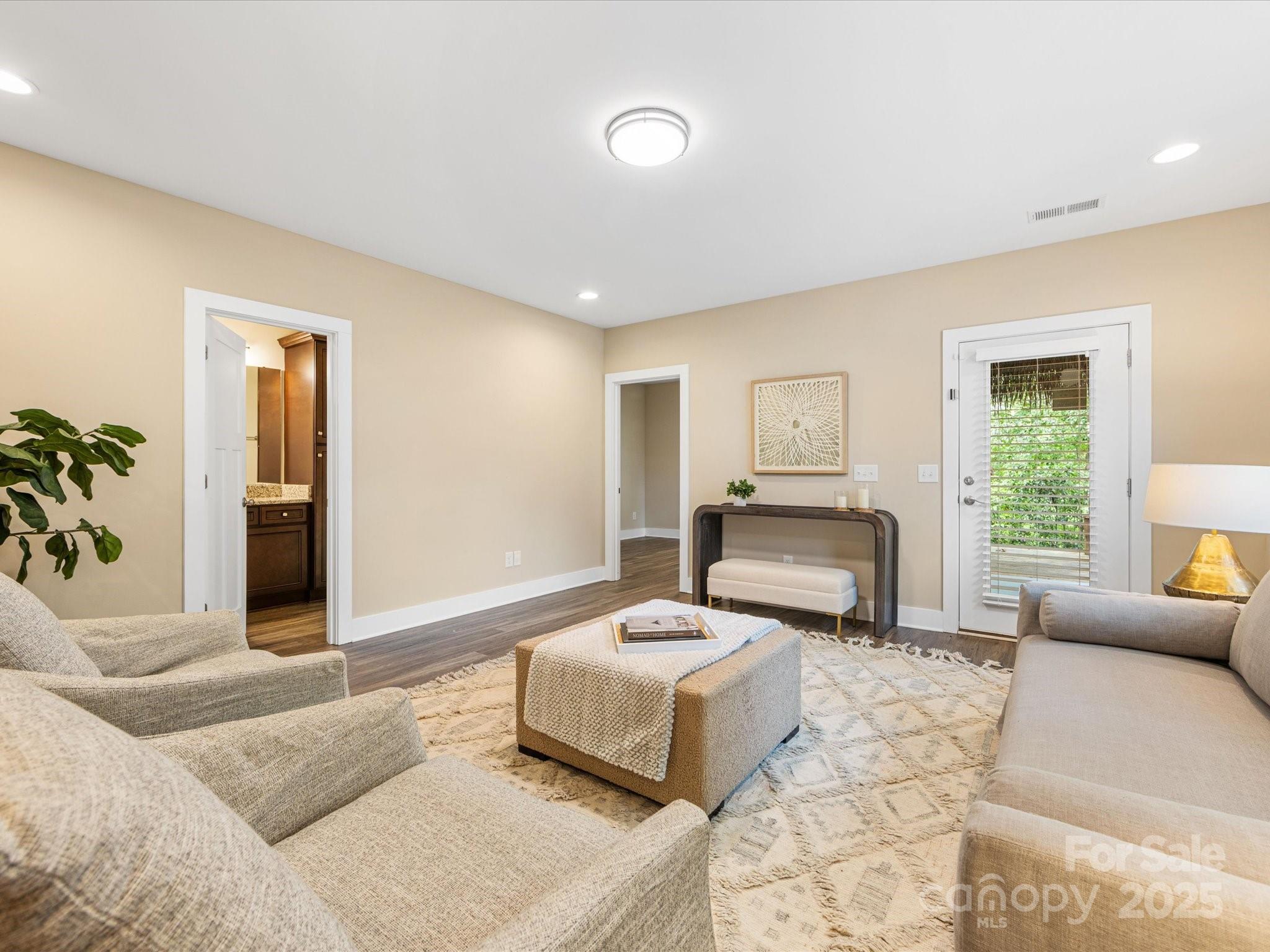 5210 Valley Stream Road Charlotte, NC 28209 - Photo 26 of 41 Gallery Image 26