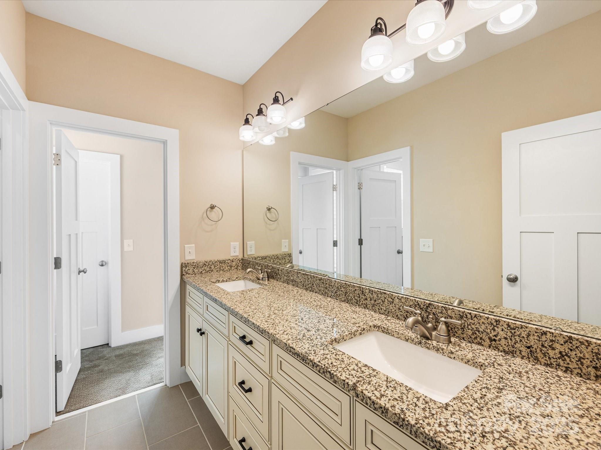 5210 Valley Stream Road Charlotte, NC 28209 - Photo 32 of 41 Gallery Image 32