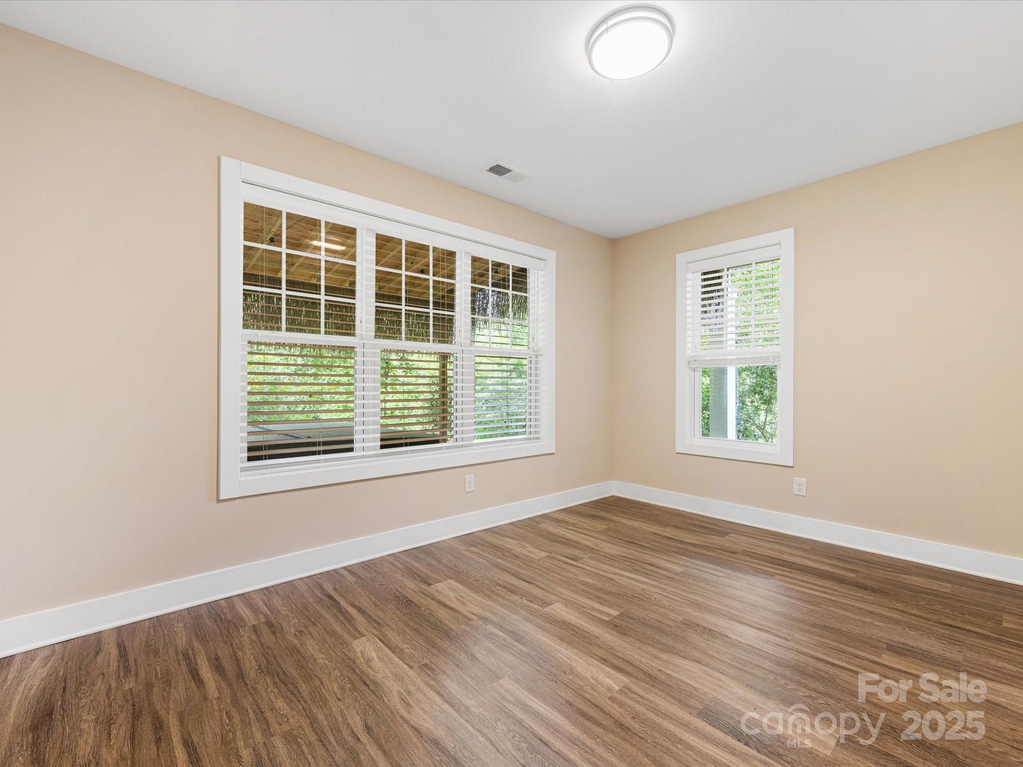 5210 Valley Stream Road Charlotte, NC 28209 - Photo 36 of 41 Gallery Image 36