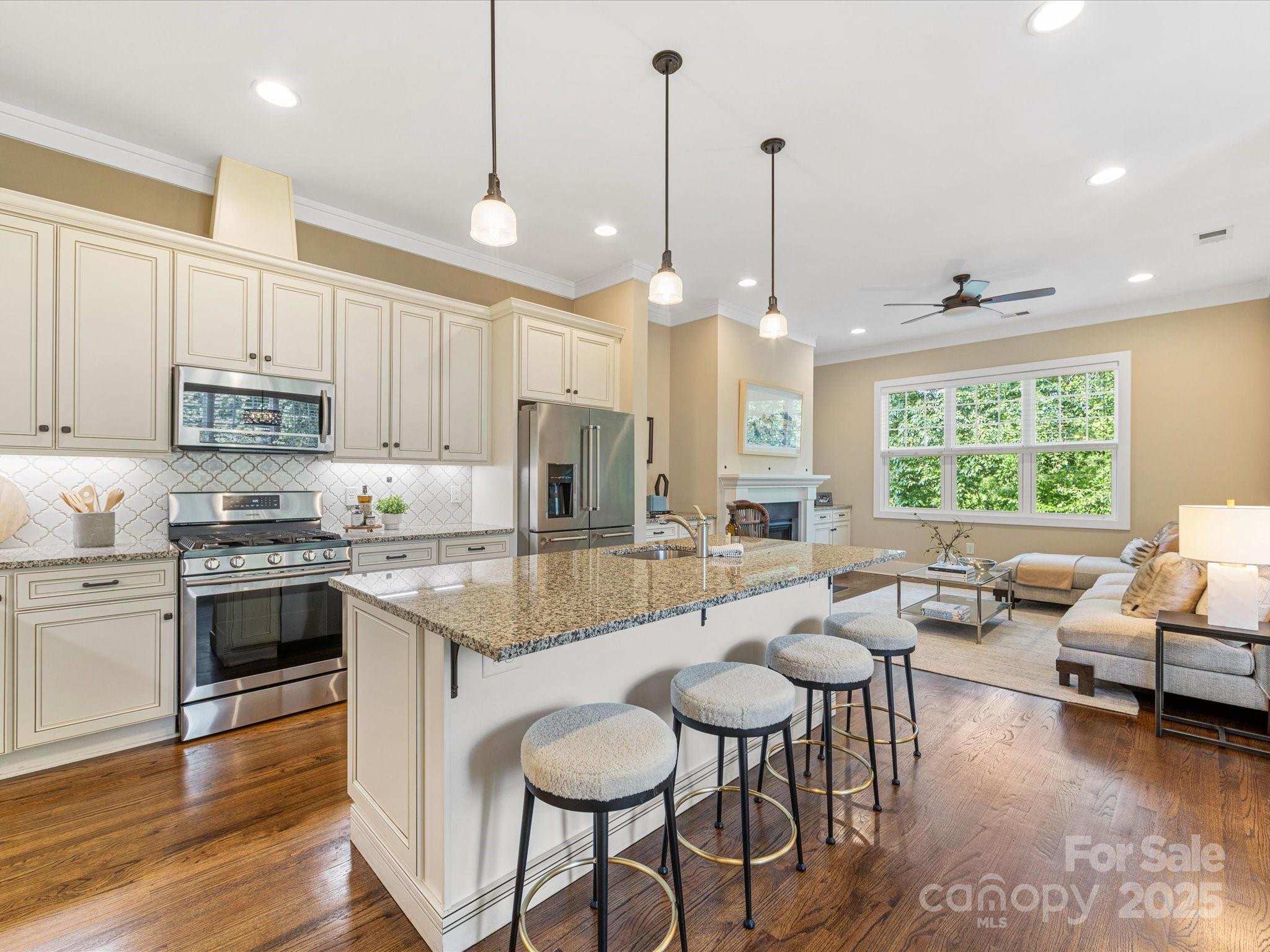 5210 Valley Stream Road Charlotte, NC 28209 - Photo 7 of 41 Gallery Image 7