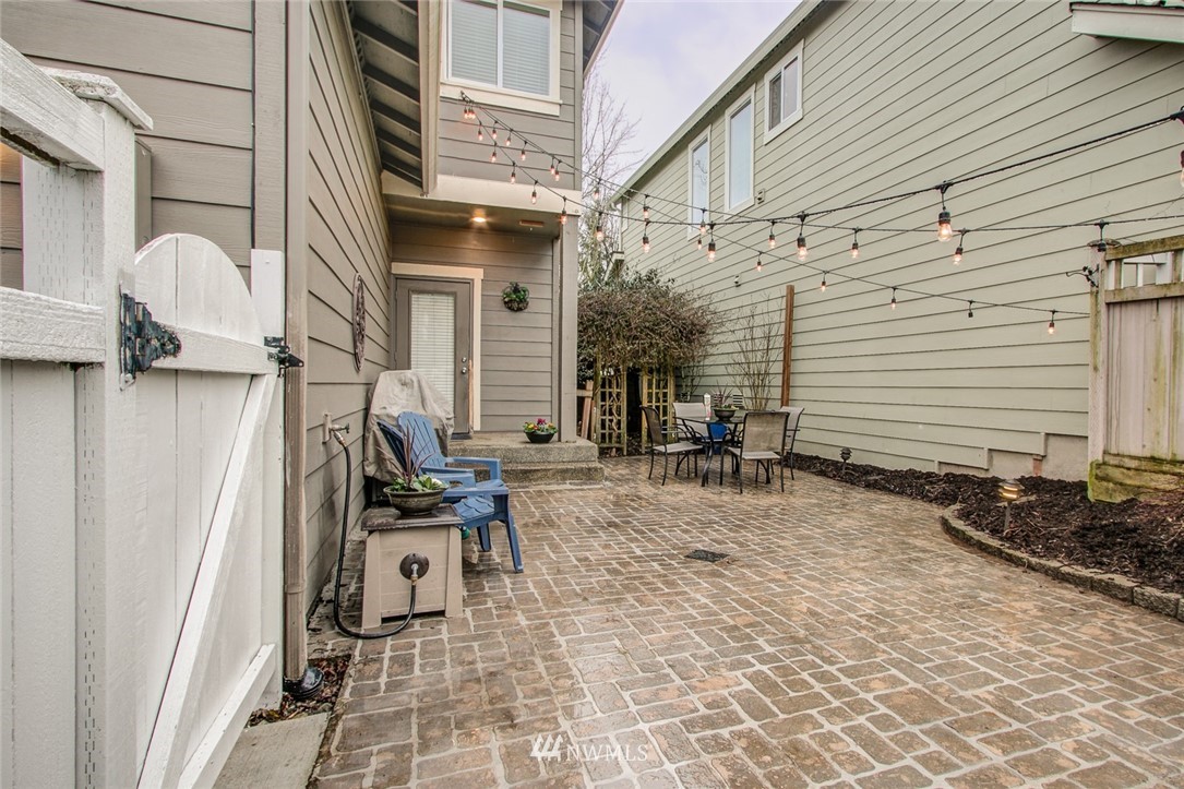 16131 Parkside Way Southeast Renton, WA 98058 - Photo 20 of 26 Gallery Image 20