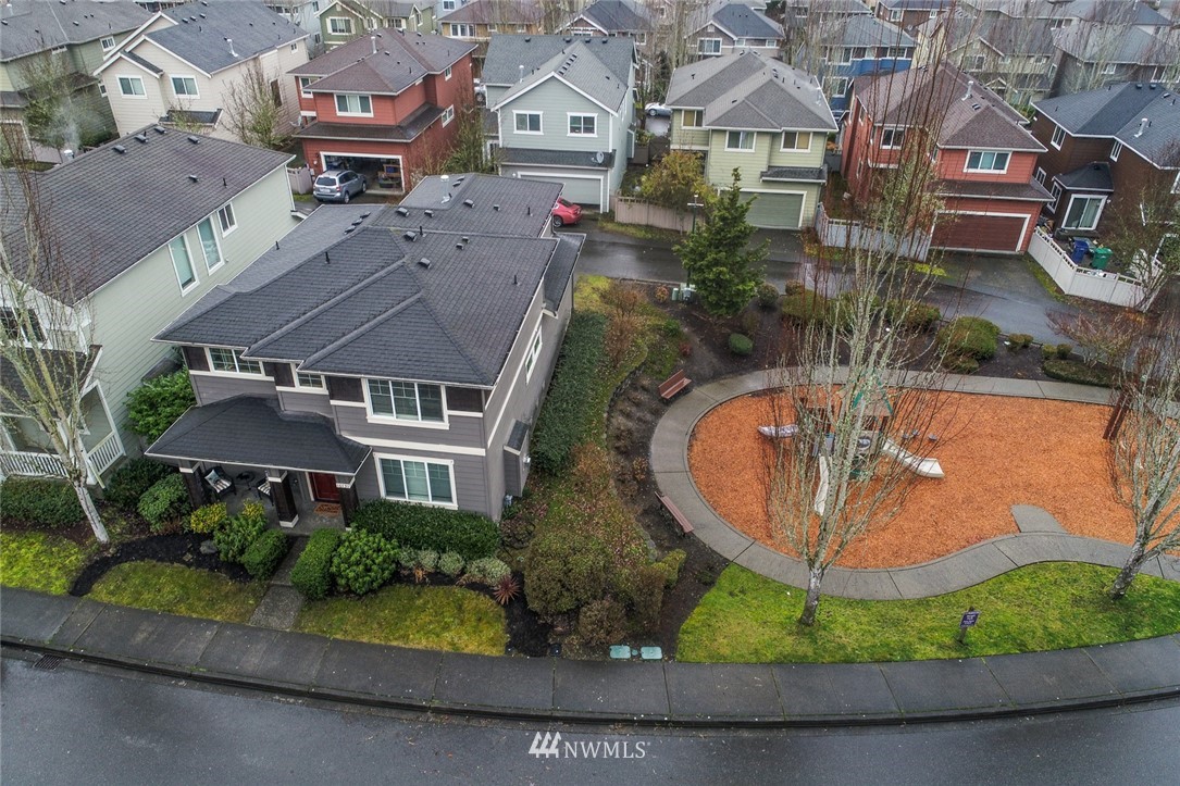 16131 Parkside Way Southeast Renton, WA 98058 - Photo 25 of 26 Gallery Image 25