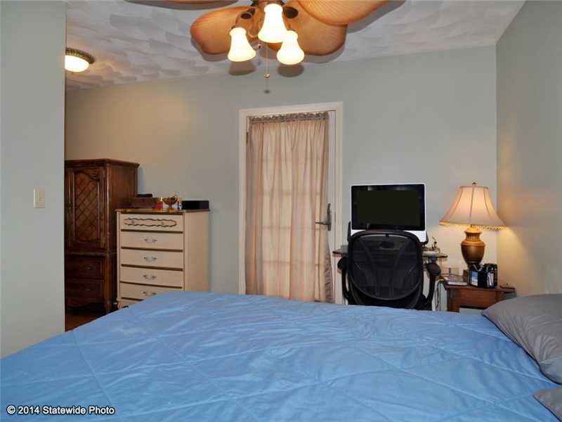 22 Knowlesway Narragansett, RI 02882 - Photo 17 of 25 Master Bedroom.