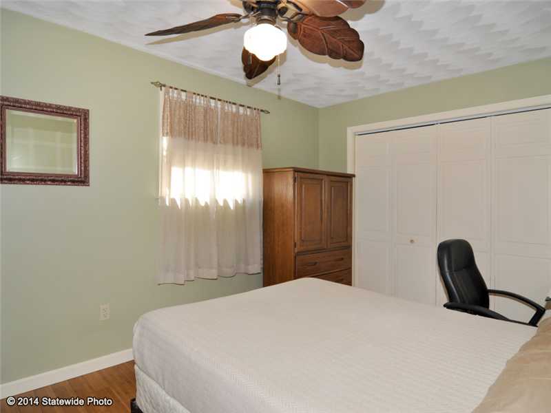 22 Knowlesway Narragansett, RI 02882 - Photo 21 of 25 Bedroom.