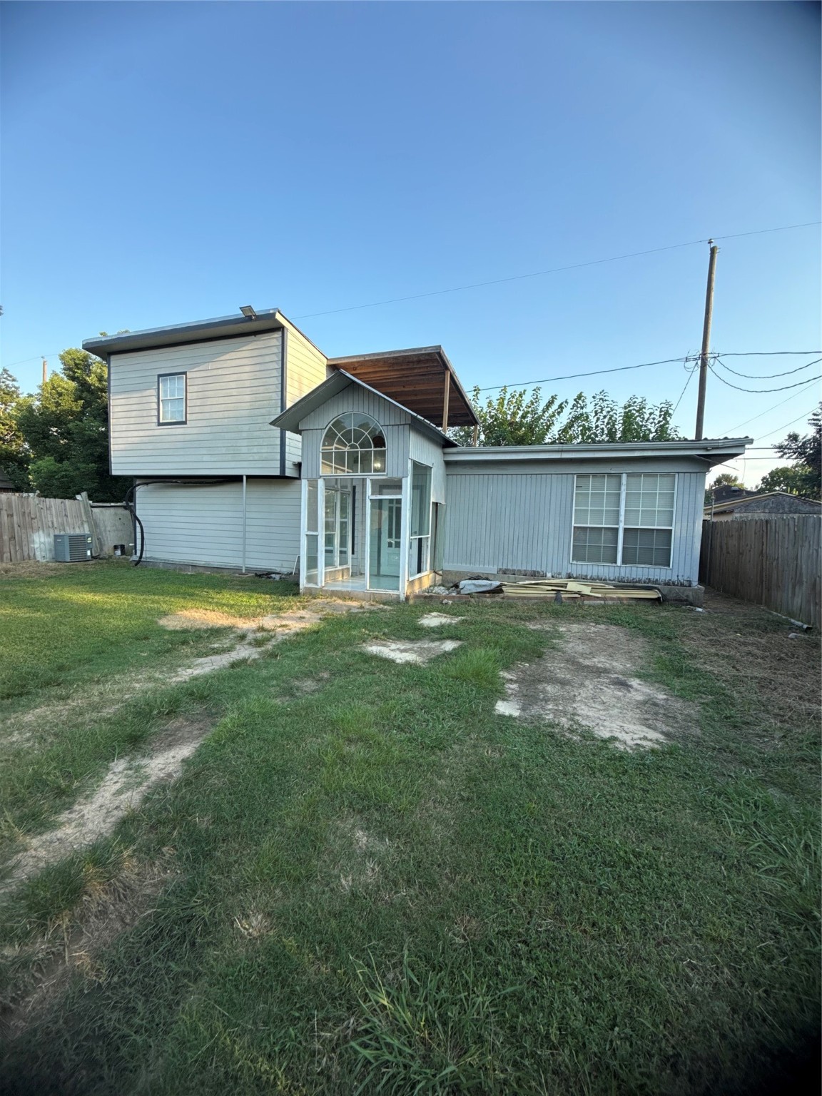 8412 Peekskill Lane Houston, TX 77075 - Photo 2 of 45