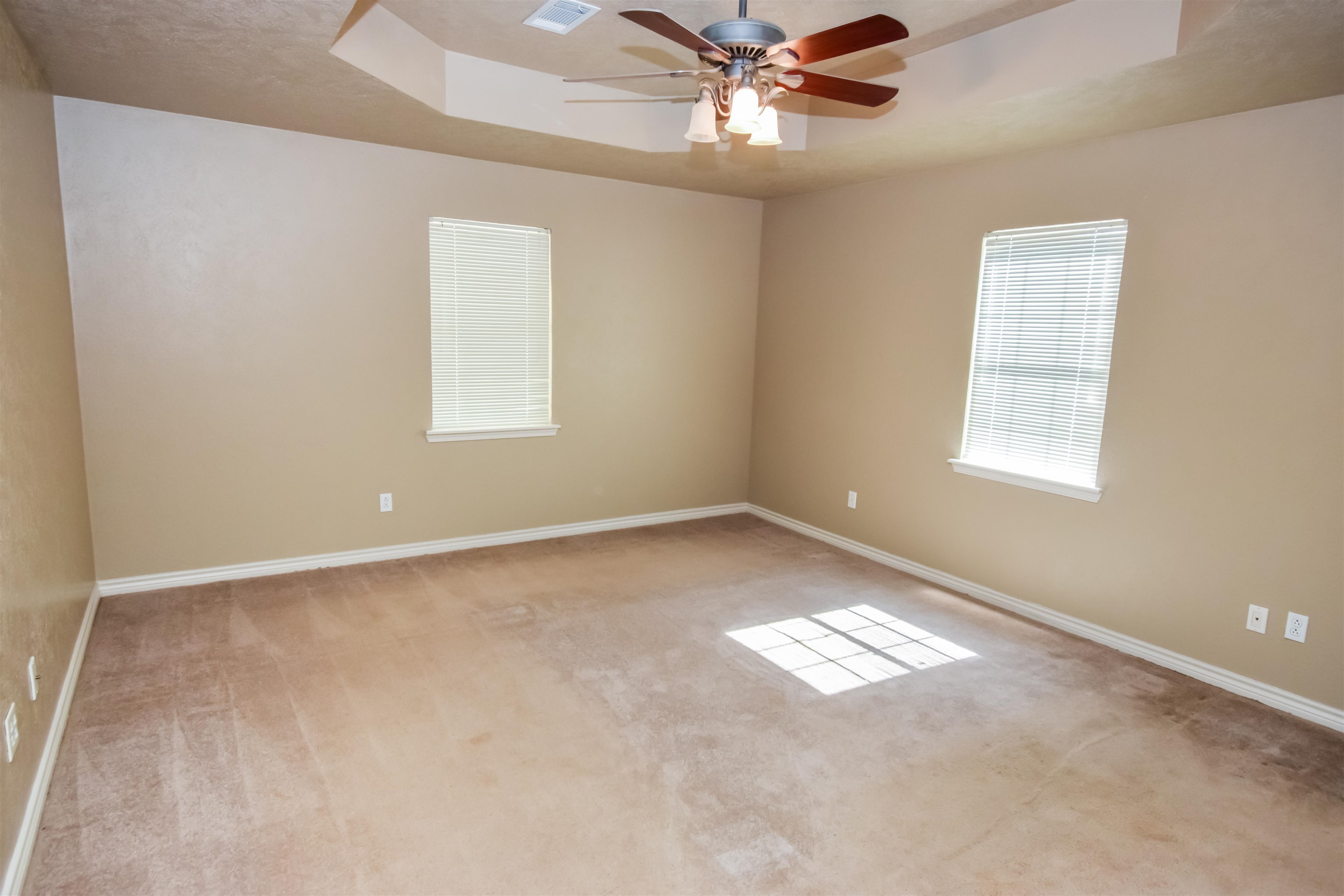 520 Ryan Road Sour Lake, TX 77659 - Photo 8 of 17