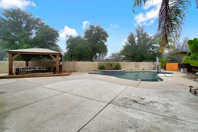 $739,900 | 1780 North Bush Avenue, Clovis, CA 93619