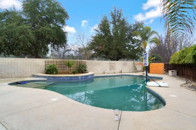 $739,900 | 1780 North Bush Avenue, Clovis, CA 93619