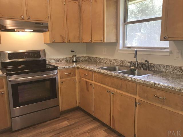 1119 Conference Road Cantonment, FL 32533 - Photo 13 of 35 Gallery Image 13