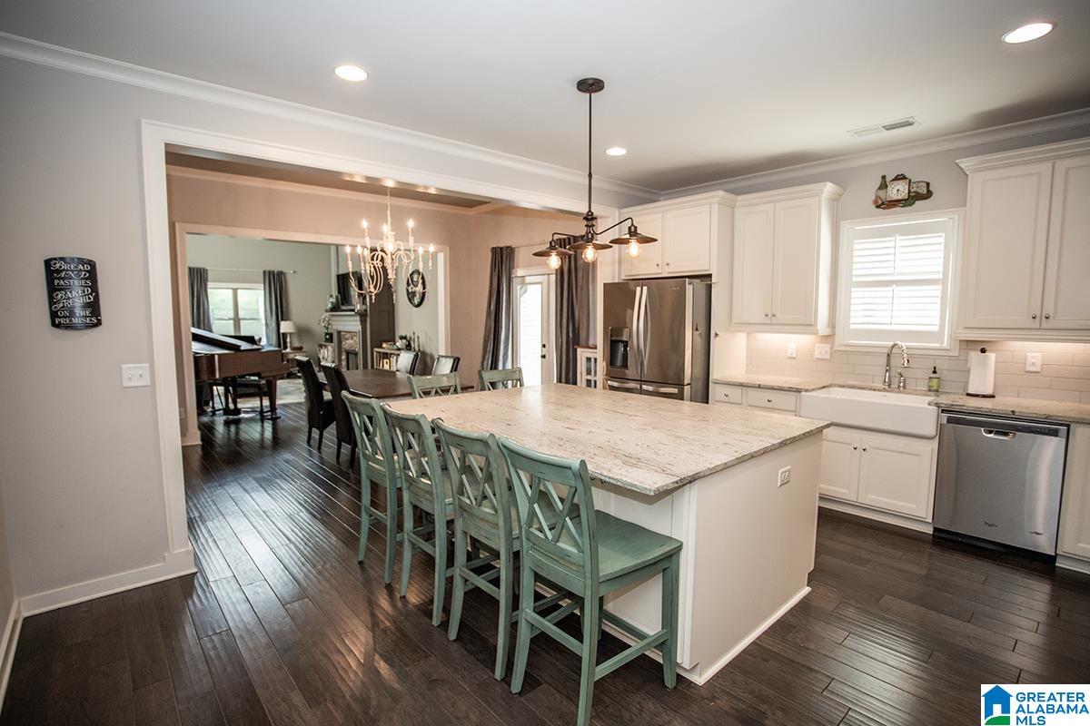 334 Kilkerran Lane Pelham, AL 35124 - Photo 10 of 41